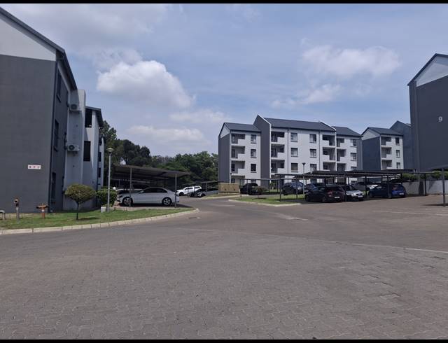 1 BEDROOM APARTMENT FOR SALE IN GLEN AUSTIN AH